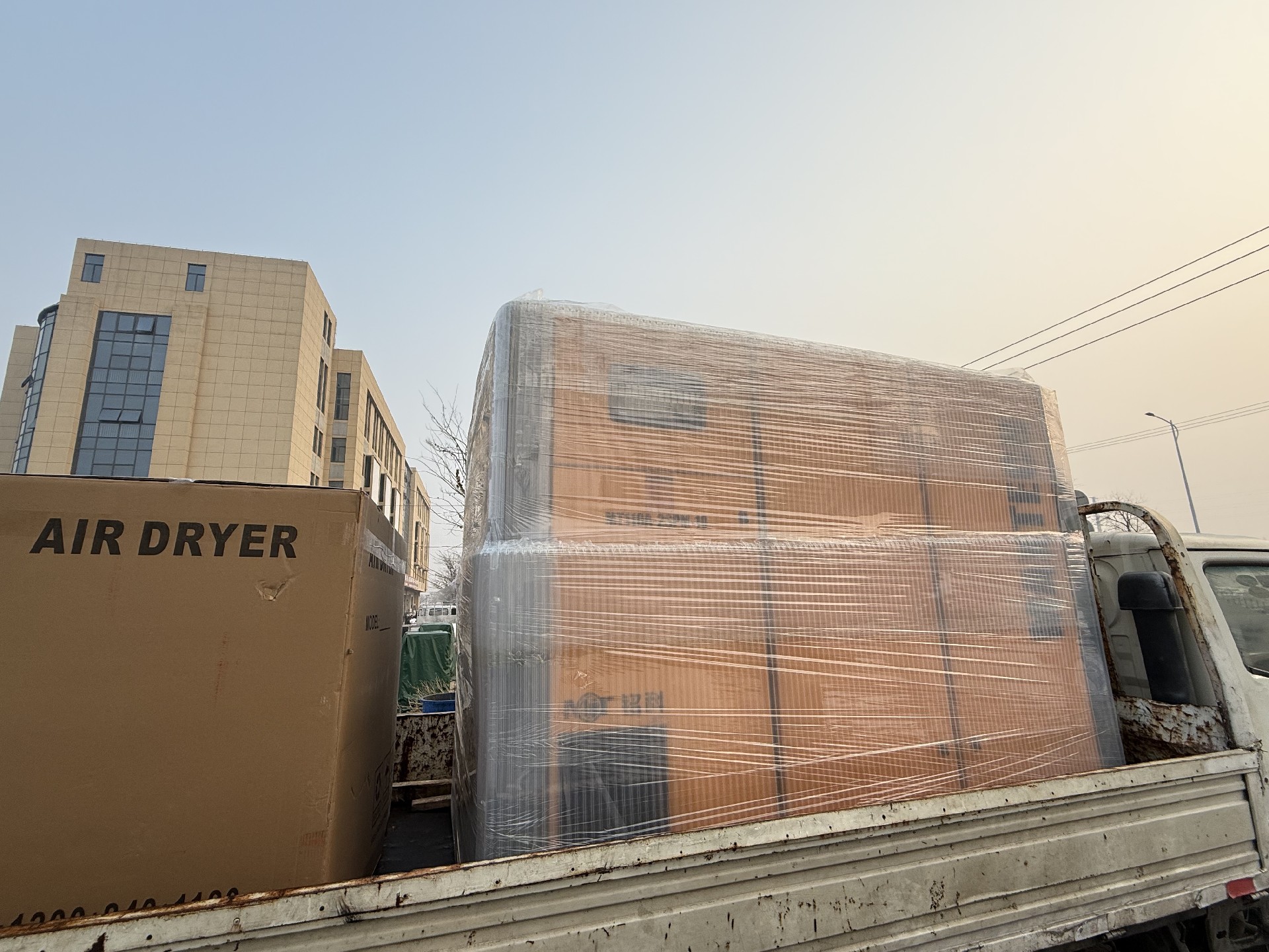 铭科空压机 1 月 5 日交付玻璃行业赋能生产升级